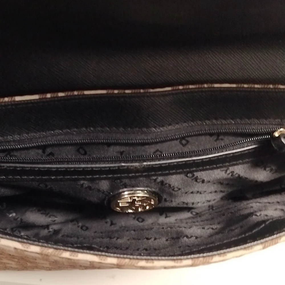 2/$30 DKNY Black and Brown‎ Women's Clutch Purse